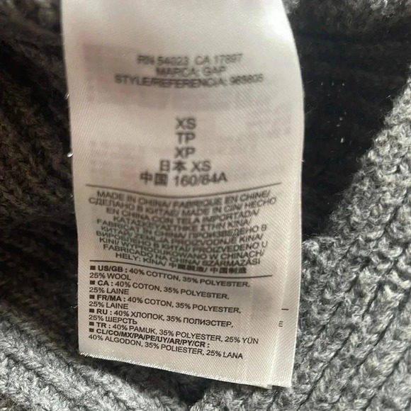 GAP Gray Pullover Crewneck Chunky Sweater - Size XS - Picture 4 of 7